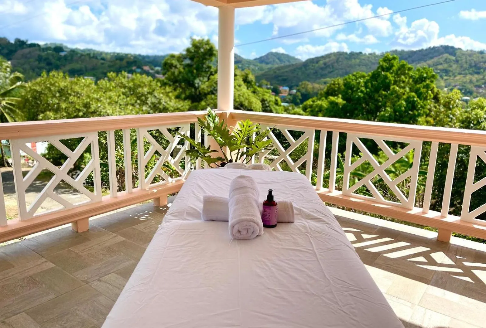 Bon Vivant Chateau Smart Apartment Castries 0*,  Sainte-Lucie